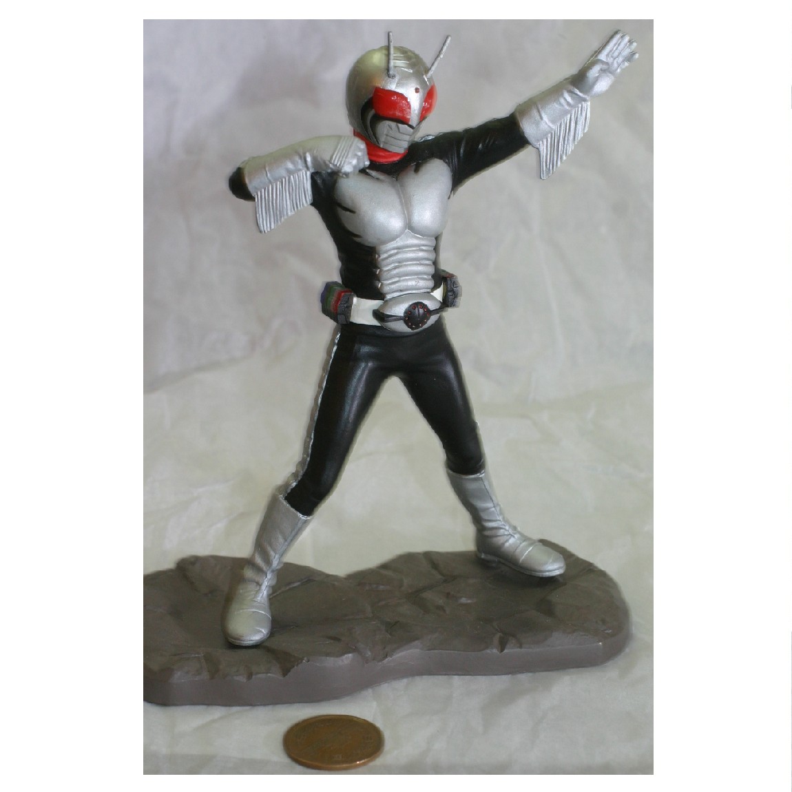 BANDAI - 美品　バンダイ TBS シルバー仮面　ソフビ　フィギュア 楽天市場】美品 バンダイ TBS シルバー仮面 ソフビ フィギュア