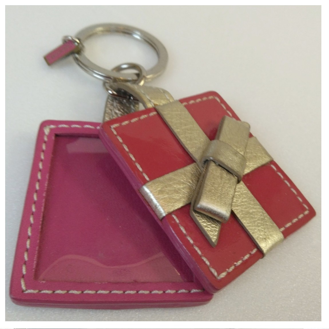 楽天市場】【中古】 COACH (コーチ) シグネチャー 手帳型 チャーム