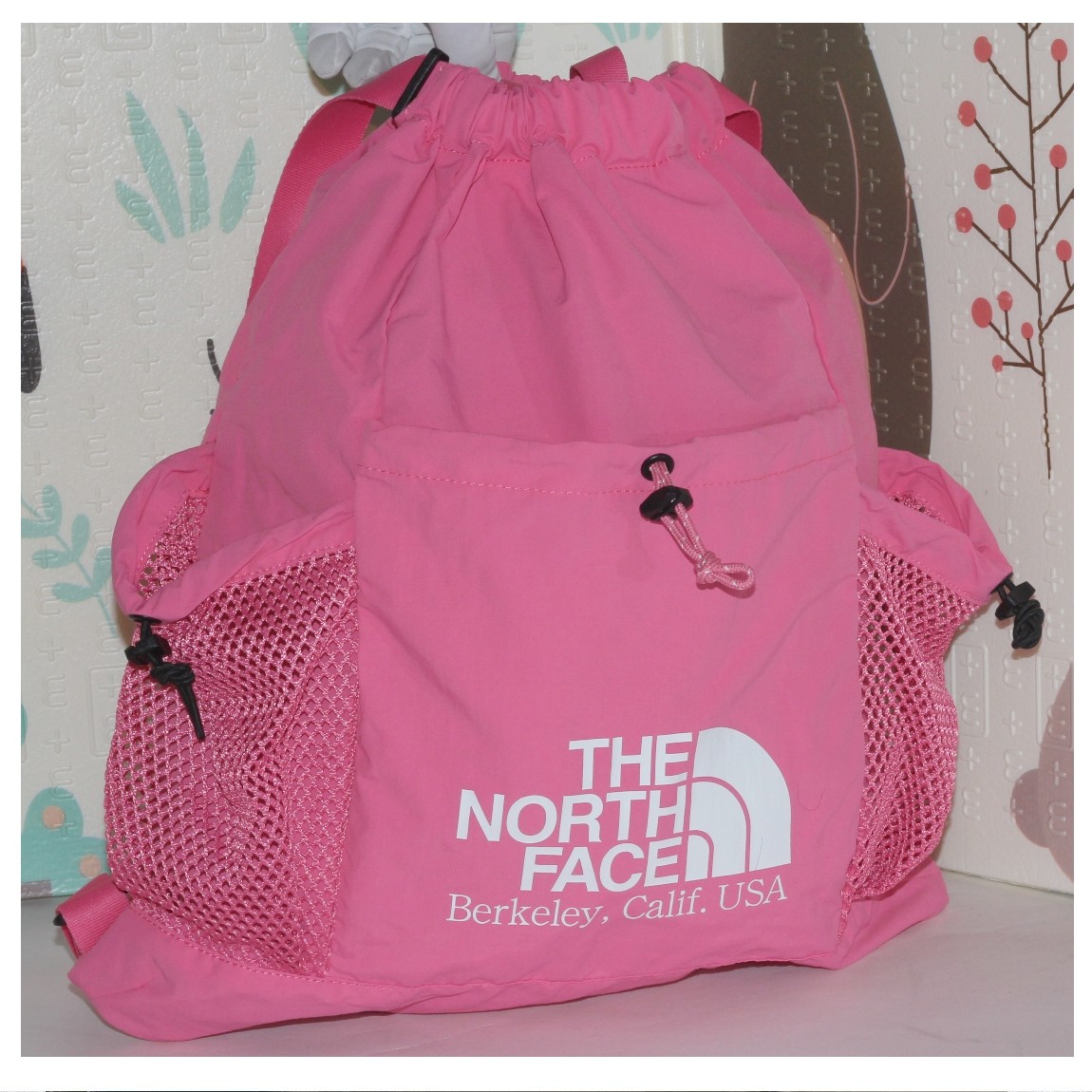 【中古】本物好いたらしいTHE NORTH FACEザノースフェイスの成人女性用のピンク色ナイロン原材料の背嚢（うしろ側容器に並べる）やトートバッグにも当て嵌める能力のあるな納める力人並み外れたの御徒面子 大きさW40H43D8糎 〇C20-165 X-79 2B3