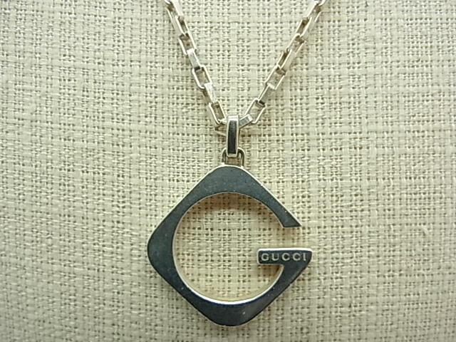 美品　GUCCI Gプレートペンダント ☆美品☆ GUCCI グッチ Gプレート ペンダント ネックレス ユニ