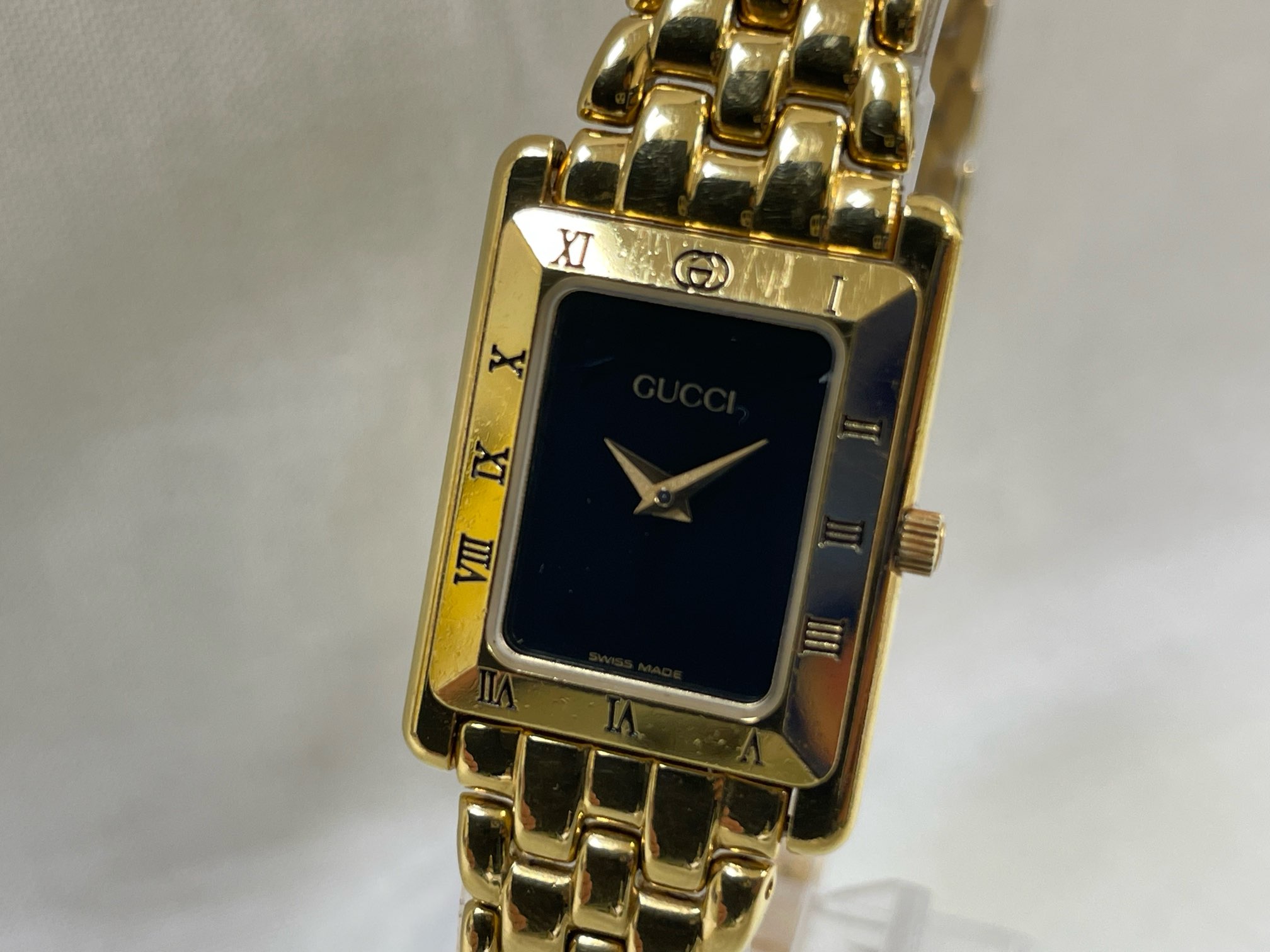 GUCCI   グッチ　レディースウォッチ　5200L腕時計　ステンレススチール 楽天市場】GUCCI(グッチ) 5200L.1 白文字盤 ステンレススチール