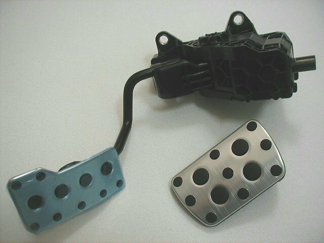 トヨタ純正　210系　カローラツーリング　アルミペダルセット imgrc0071764562.jpg