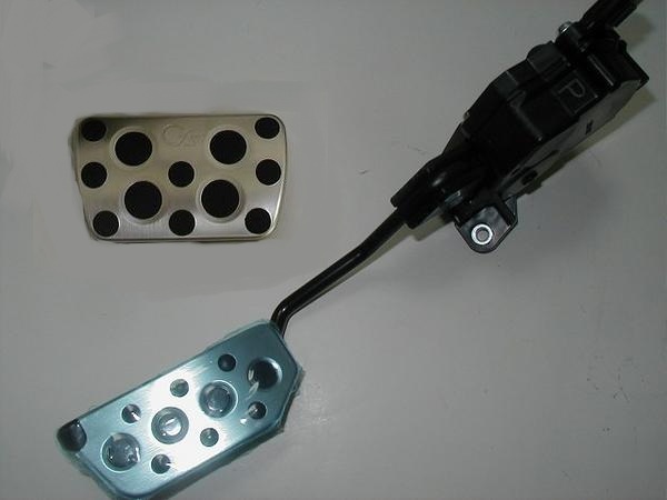 トヨタG's アルミペダルカバーセット 新品未使用 楽天市場】【トヨタ純正】 “G's”アルミペダルセット [A/T用