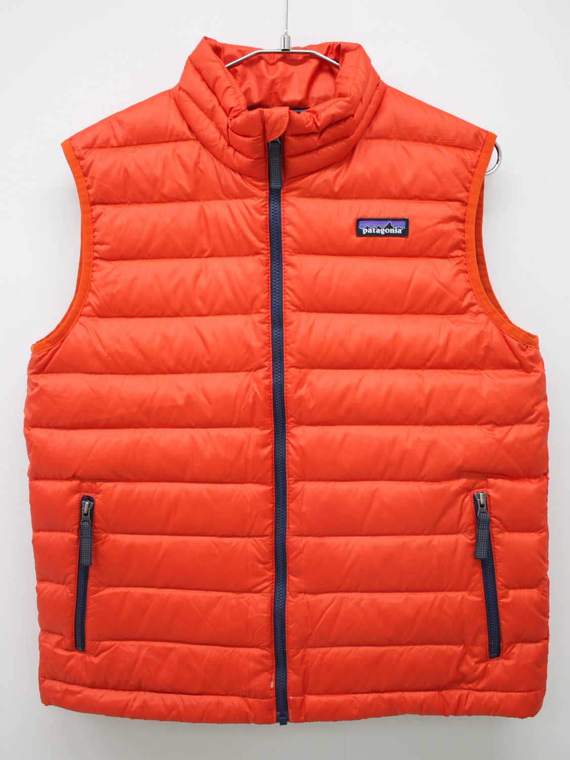 Patagonia 美品です!　パタゴニア ダウンベスト レッド サイズM 中古・古着通販】Patagonia (パタゴニア) マイクロパフベスト