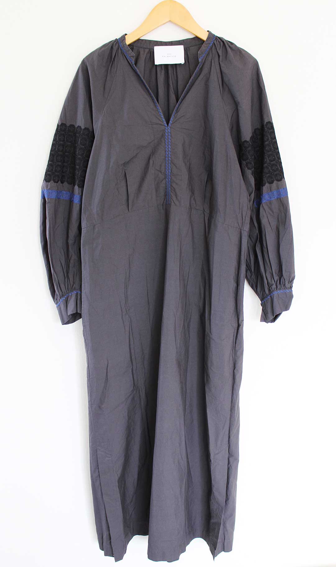 【値下げ】マーラカンコエ Organic Poplin Embroidery Dress レディース グレー【中古】●