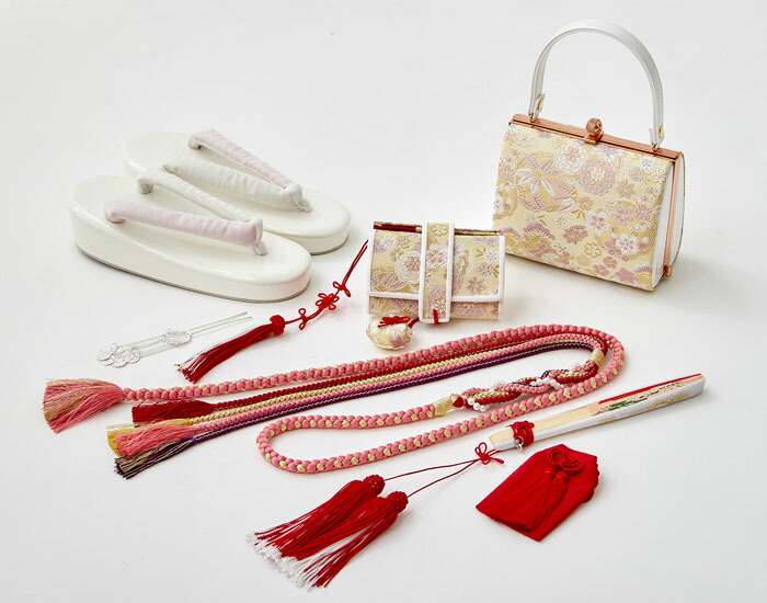 ７歳 式部浪漫ブランド　超かわいい豪華な筥迫・帯・草履バッグ・小物セット 楽天市場】七五三 753 7歳 女の子 はこせこ セット 式部浪漫 ブランド