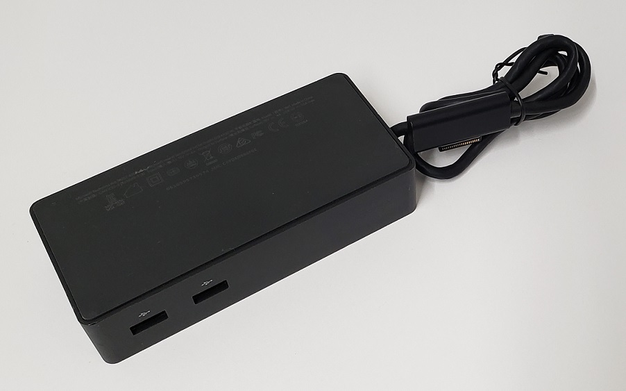 Microsoft サーフェースドック　純正　1661 61XV3V8J0WL._UF350,350_QL50_.jpg