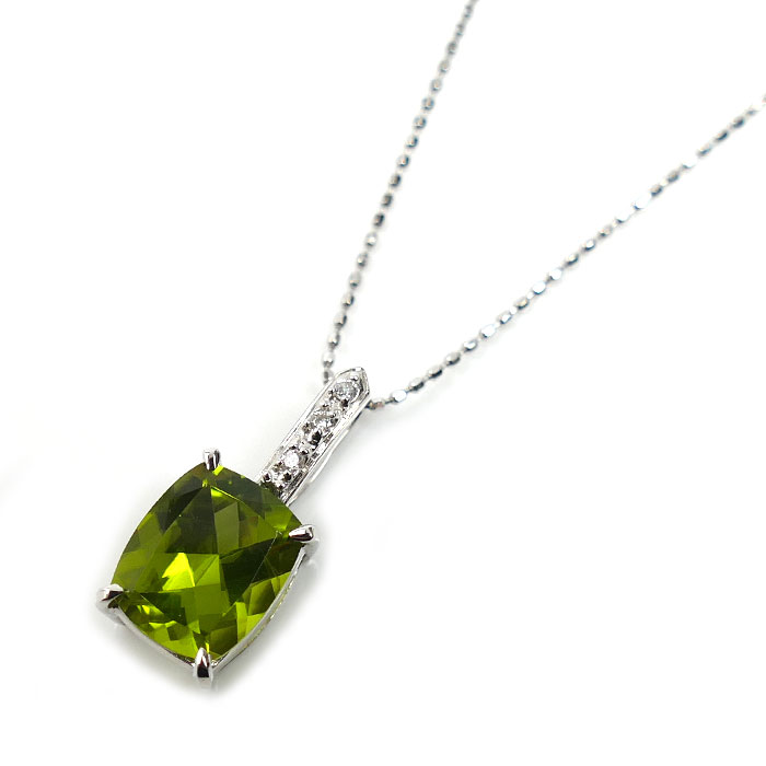 K18WG ホワイトゴールド ネックレス ペリドット2.80ct ダイヤモンド0.03ct 2.9g 40cm レディース【中古】｜古恵良質店