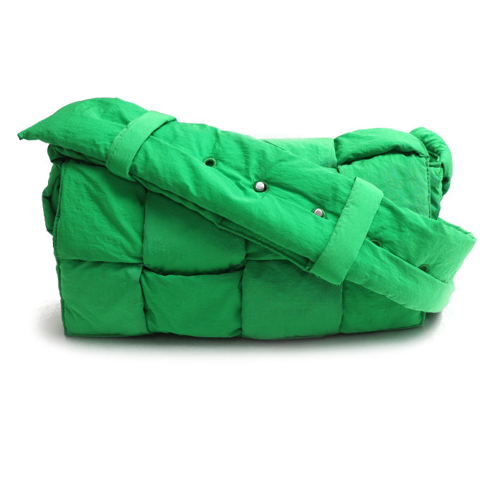 BOTTEGAVENETA ボッテガヴェネタ パデッド テック テープ ショルダーバッグ パラキート 628951 VB081 3724 レディース【中古】