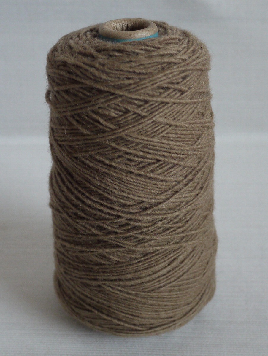 楽天市場 極太紡毛糸 きつるばみ 編み糸 織り糸の 小糸屋