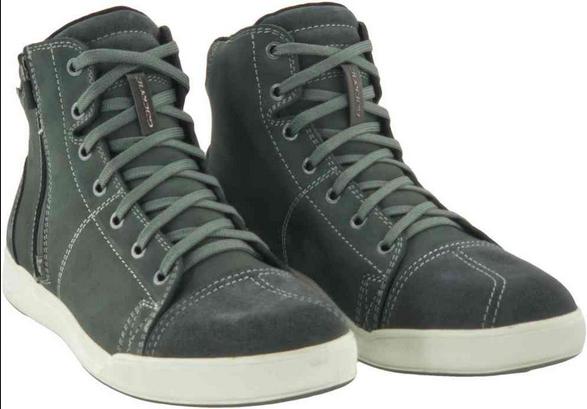 Gaerne Voyager CDG Gore-Tex オートバイシューズ カラー:グレー