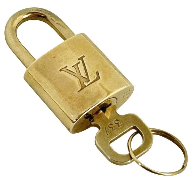 ルイ ヴィトン LOUIS VUITTON パドロック かぎ カギ 鍵 南京錠 ゴールド メタル メンズ レディース ネックレストップ キー チャーム 『 LOUIS VUITTON PARIS made in France』刻印 ゴールド(ツヤあり)