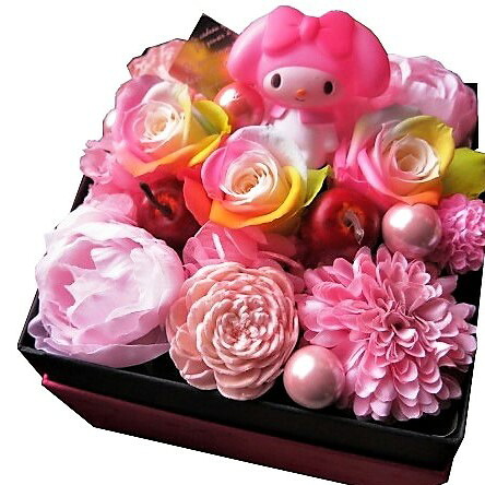 マイメロ入り 花束風 フラワーギフト 箱を開けてサプライズ マイメロ マスコット１ ボックス レインボーローズ プリザーブドフラワー入り