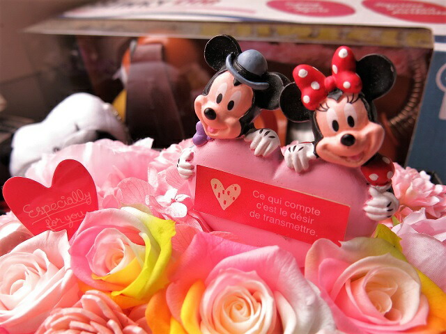 正規認証品 新規格 誕生日プレゼント 彼女 ディズニー 花束風ギフト 箱を開けてサプライズ ミッキー ミニー 入り ボックス レインボーローズ プリザーブドフラワー入り Amjourneysintl Com