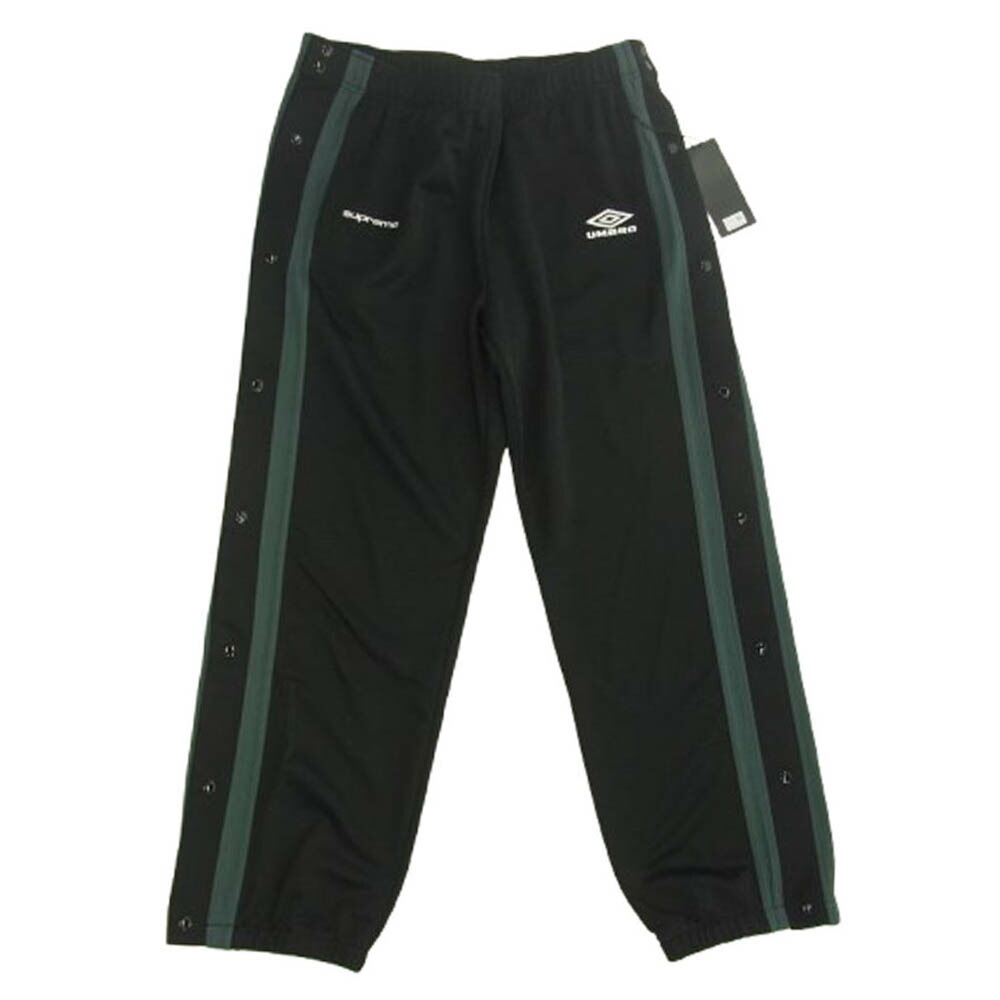 Supreme umbro ナイロンパンツ　Lサイズ SUPREME UMBRO ナイロンパンツ Lサイズ - メルカリ