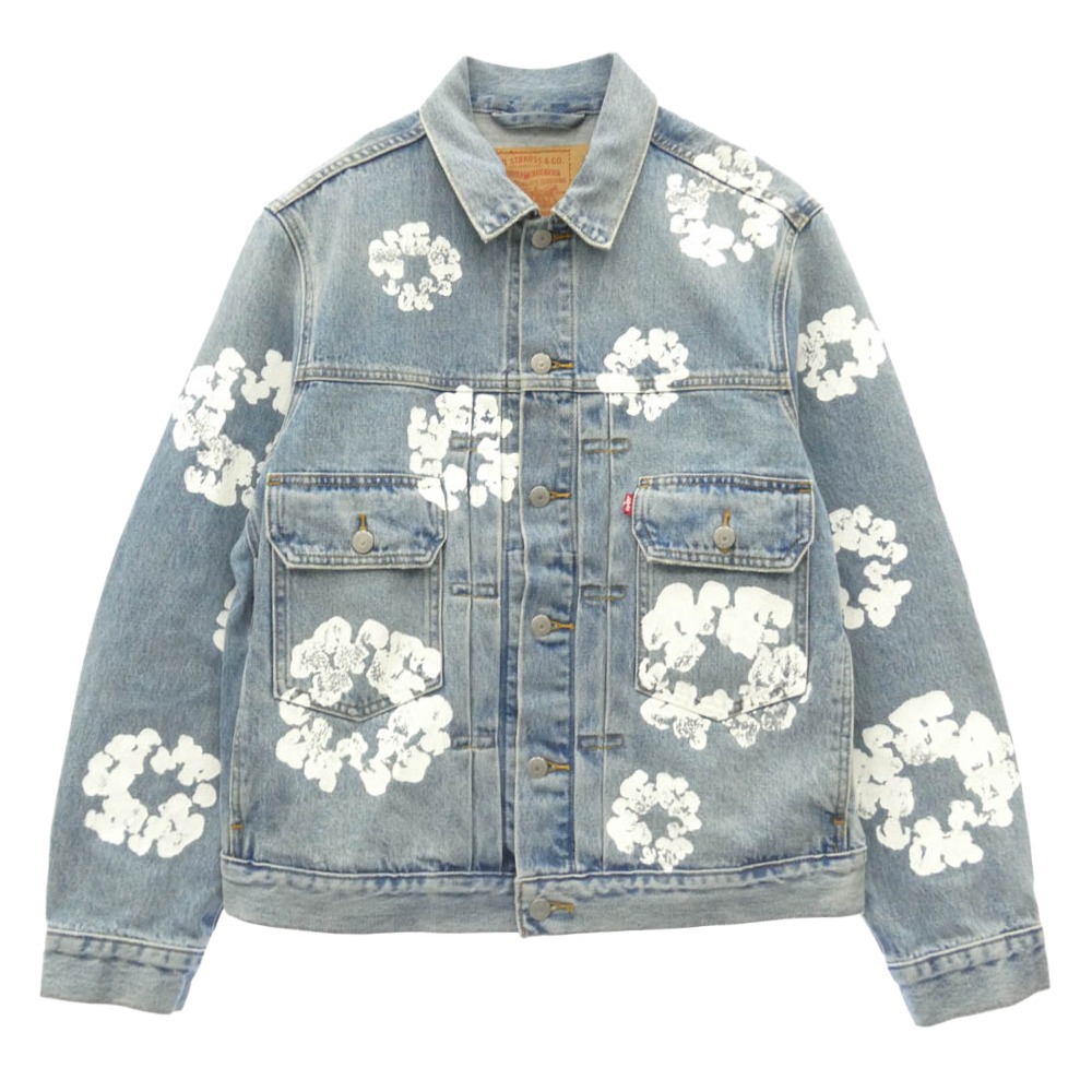 デニムティアーズ DENIM TEARS パソコン9-A2318-0003 × LEVIS リーヴァイズジーンズ TYPE-2 ALL OVER WREATH LIGHT WASH 御花 刷り上げる 2塁手 ジーンズ上衣 点火装置青色系 白いこと系 M  メンズ【古着】【中古】