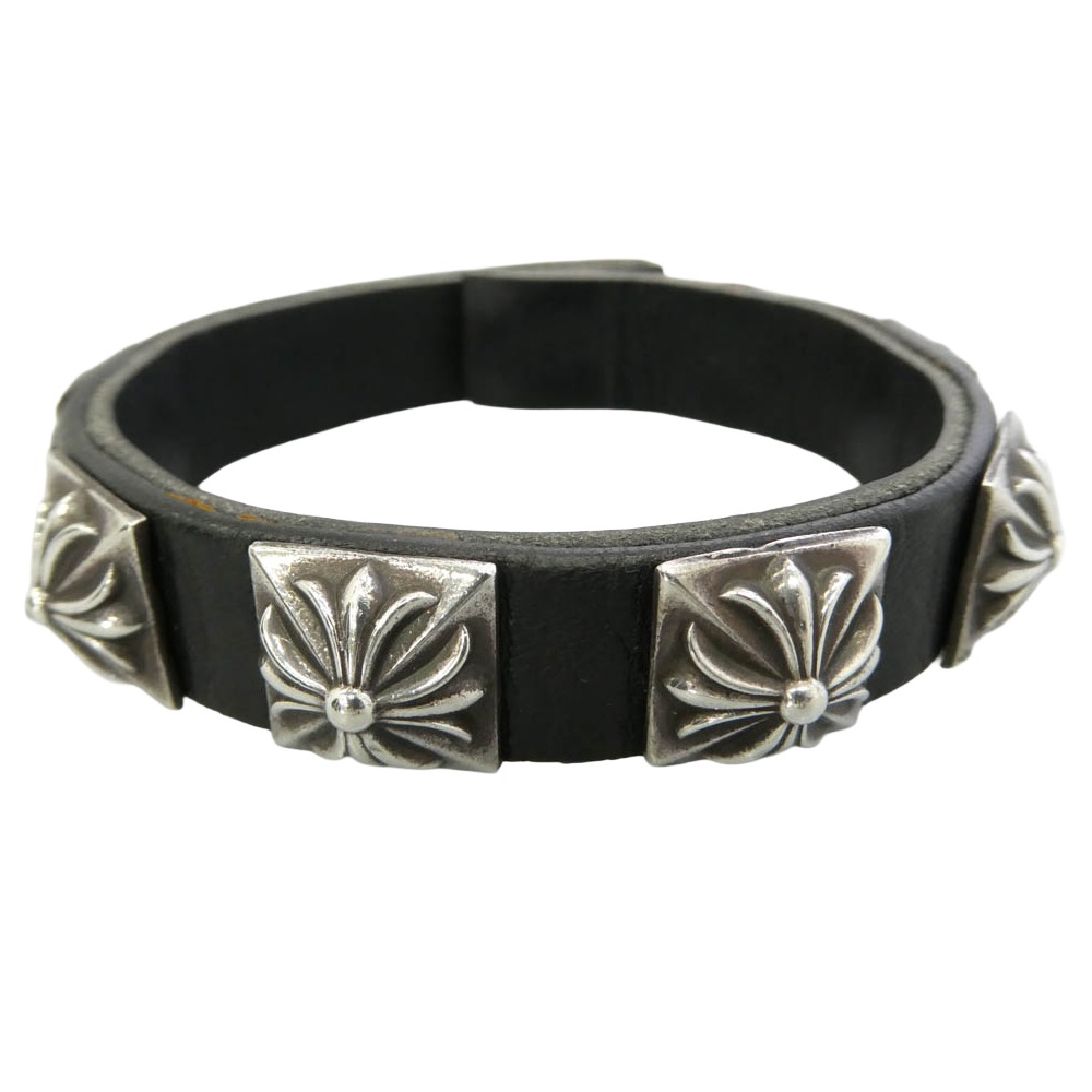 CHROME HEARTS クロムハーツ（原本無） Zero Pyramid Studs 1BTN 2SNP Leather Bracelet ゼロピラミッド スタッズ 1ボタン 2スナップ レザー ブレスレット ブラック系 シルバー系 メンズ【中古】｜ブランド古着 ライフ店
