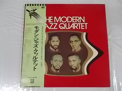 MJQ モダンジャズクヮルテット 中古レコード 国内盤 2枚組 見開きジャケット 帯 ライナー ポスター付★併2005｜リトルタフ