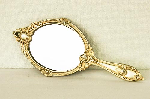 ハンドミラー シルバー 手鏡 アンティーク ロココ クラシック 87113HM 楽天市場】輸入雑貨 ハンドミラー シルバー 手鏡 アンティーク