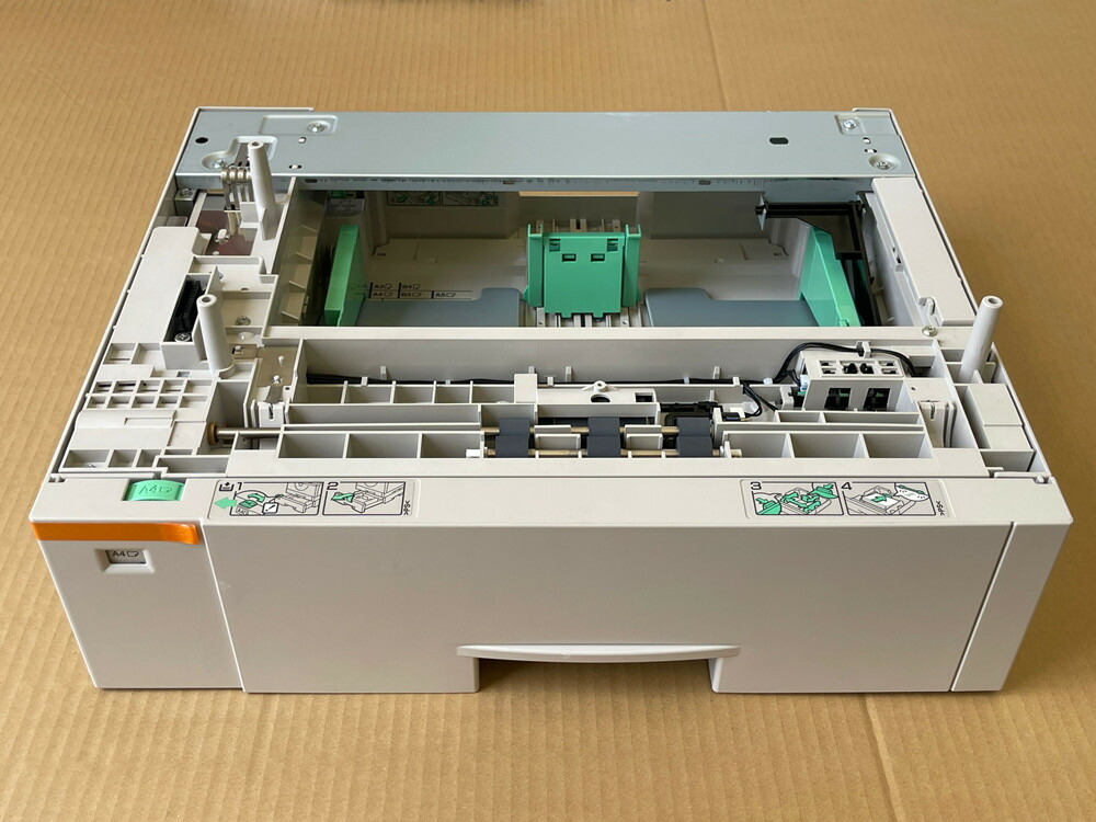 送料込み実際は未使用★RICOH 500枚増設トレイ6300同じ機能★IPSiO SP6330 SP6320 SP6310 SP6320 SP6210等500枚増設トレイ6300★良品