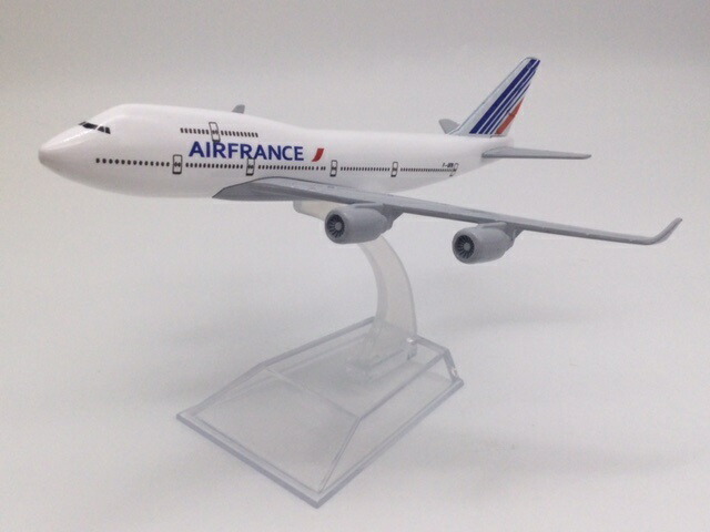 デルタ航空 ボーイング747-400 スケール1:400 Delta Airlines Boeing 747-400 (Final Flight) N662US Geminijets