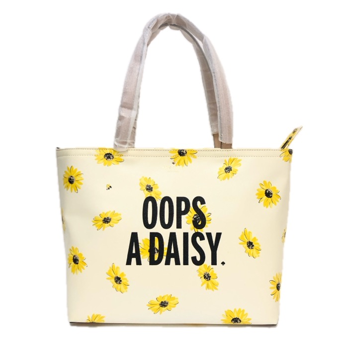 ケイト スペード ニューヨーク kate spade new york OOPS A DAISY ロゴ トートバッグ フラワー総柄 花柄【中古】【新品同様】【美品】