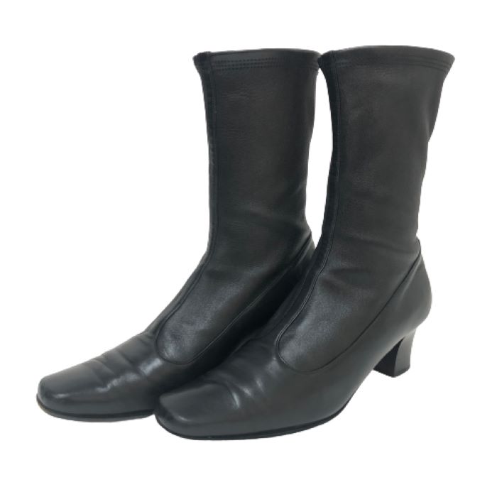 フェラガモ Salvatore Ferragamo スクエアトゥショートブーツ MAGI 23cm程度 ブラック【中古】