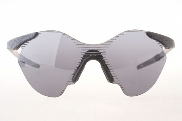 [304081] OAKLEY(オーク材ロバート・エドワード・リー) ZERO 無し 薄墨色 【中古】良品used品。used（B)