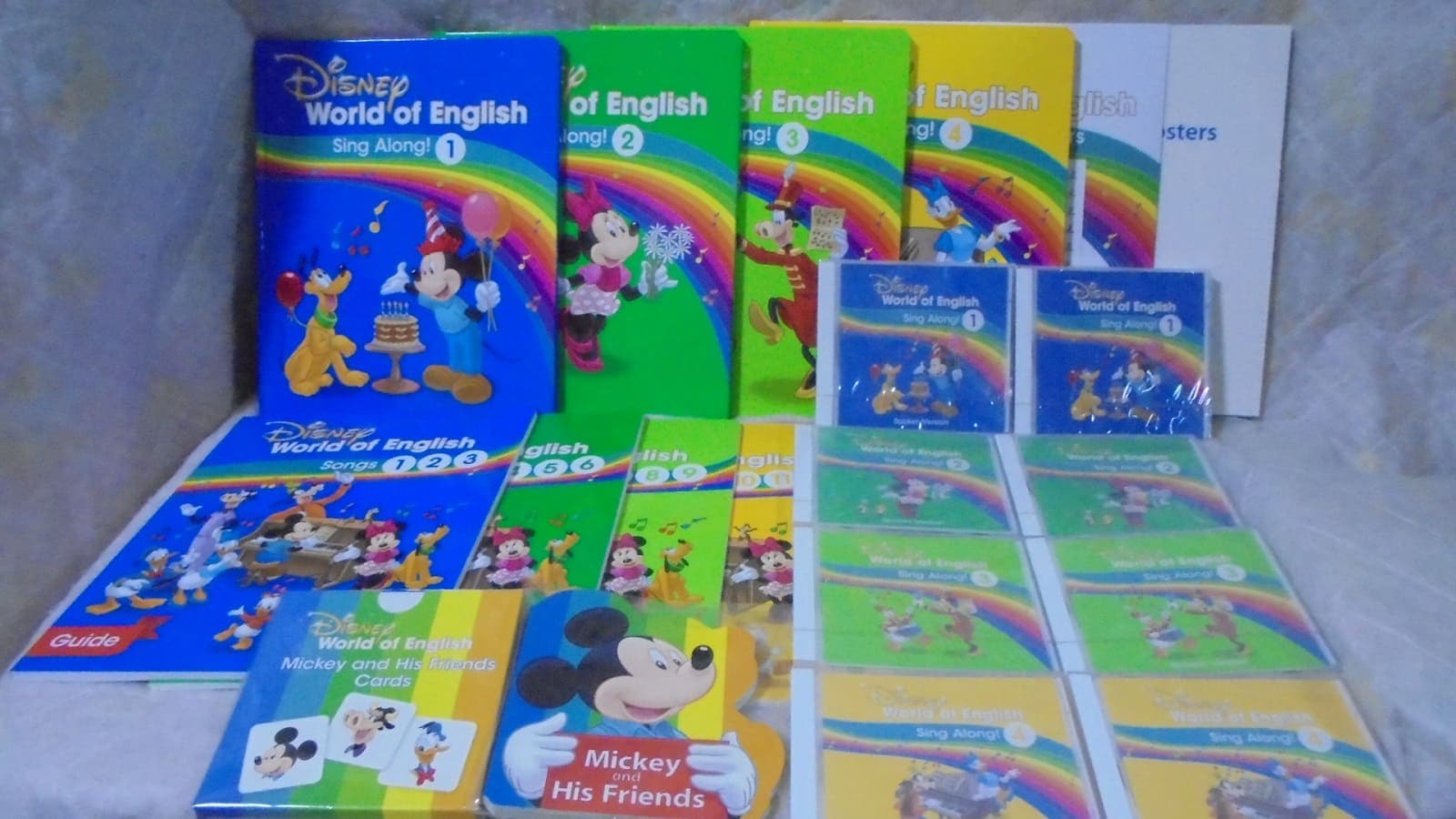 最新　DWE ストーリーアンドソングス　ベッドタイムレビューズ　CD14枚セット 最新 DWE ストーリーアンドソングス ベッドタイムレビューズ CD14枚