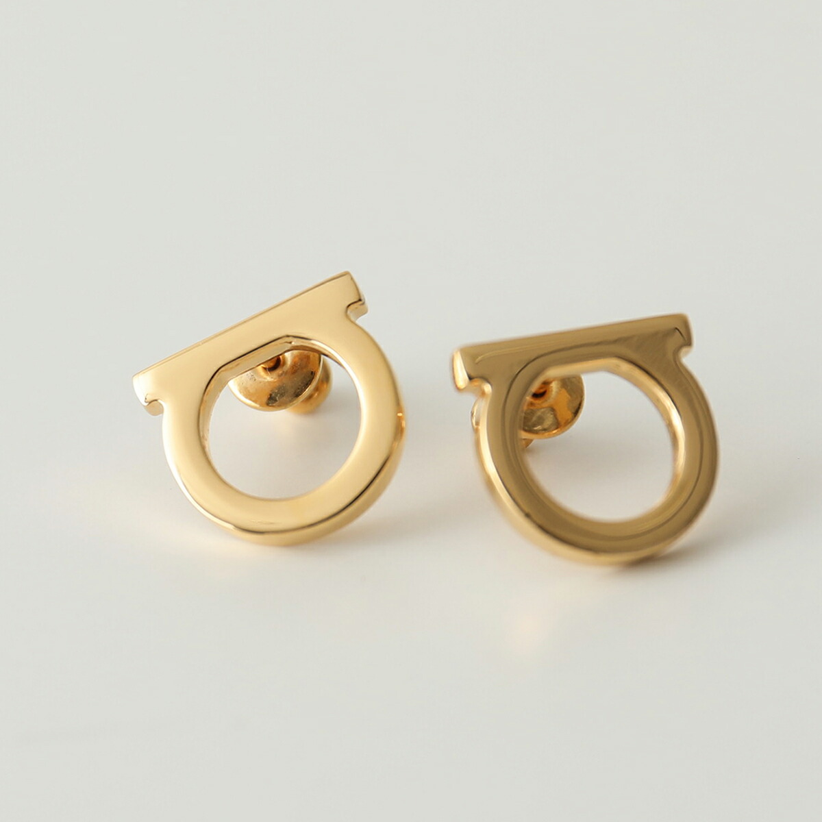 FERRAGAMO フェラガモ ピアス 760119 696429 レディース ガンチーニ アクセサリー 001/OROLUC-DIA｜インポートセレクトmusee