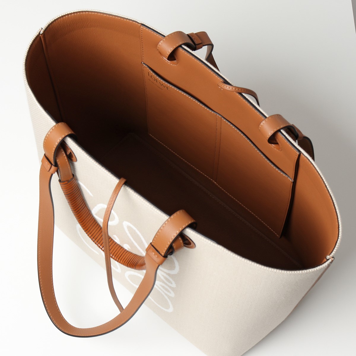 ロエベ トートバッグ 21年春夏新作 2426 Ecru Tan Loewe アナグラム キャンバス レザー トートバッグ ハンドバッグ トートバッグ 17t23x02 鞄 ジャガード 10 Offクーポン対象 18日限定 刺繍 2426 Ecru Tan レディース Cp Tote インポートセレクト Musee ロエベ トートバッグ 21年春夏新作 2426 Ecru Tan Loewe アナグラム キャンバス レザー トートバッグ ハンドバッグ トートバッグ 17t23x02 鞄 ジャガード 10 Offクーポン対象 18日限定 刺繍 2426 Ecru Tan レディース Cp Tote インポートセレクト Musee