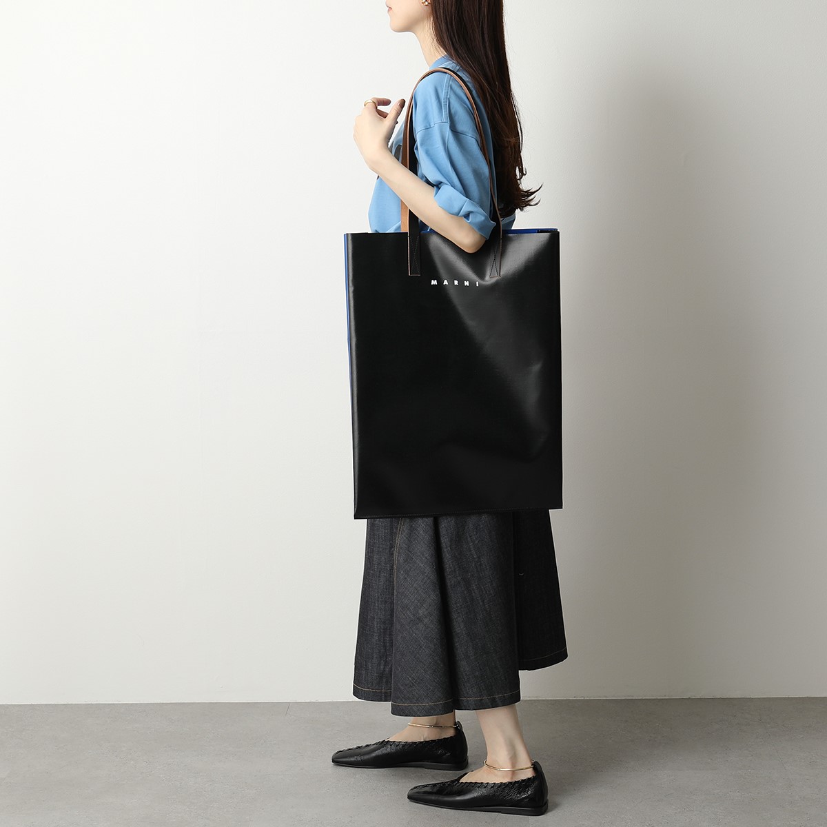 現金特価 Shmq0029a0 マルニ スーパーsale10 Off 4日時 Marni P3572 メンズ 21aw Ts 10 Z2o13 鞄 ショッピングバッグ ロゴ トートバッグ バイカラー Pvc バッグ