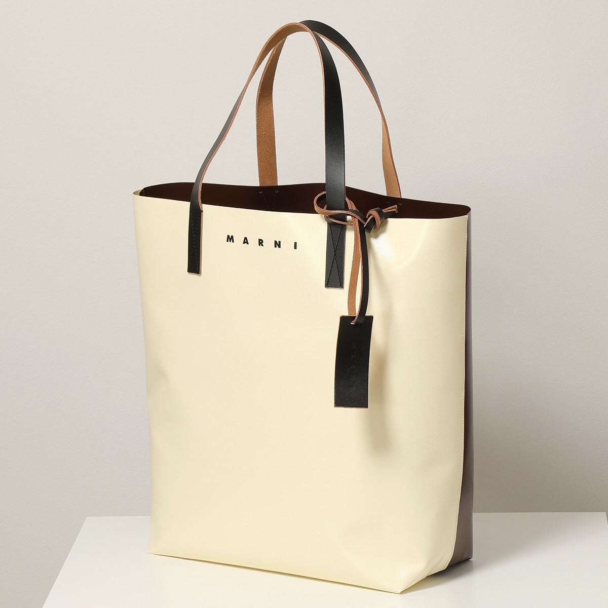 現金特価 Shmq0029a0 マルニ スーパーsale10 Off 4日時 Marni P3572 メンズ 21aw Ts 10 Z2o13 鞄 ショッピングバッグ ロゴ トートバッグ バイカラー Pvc バッグ