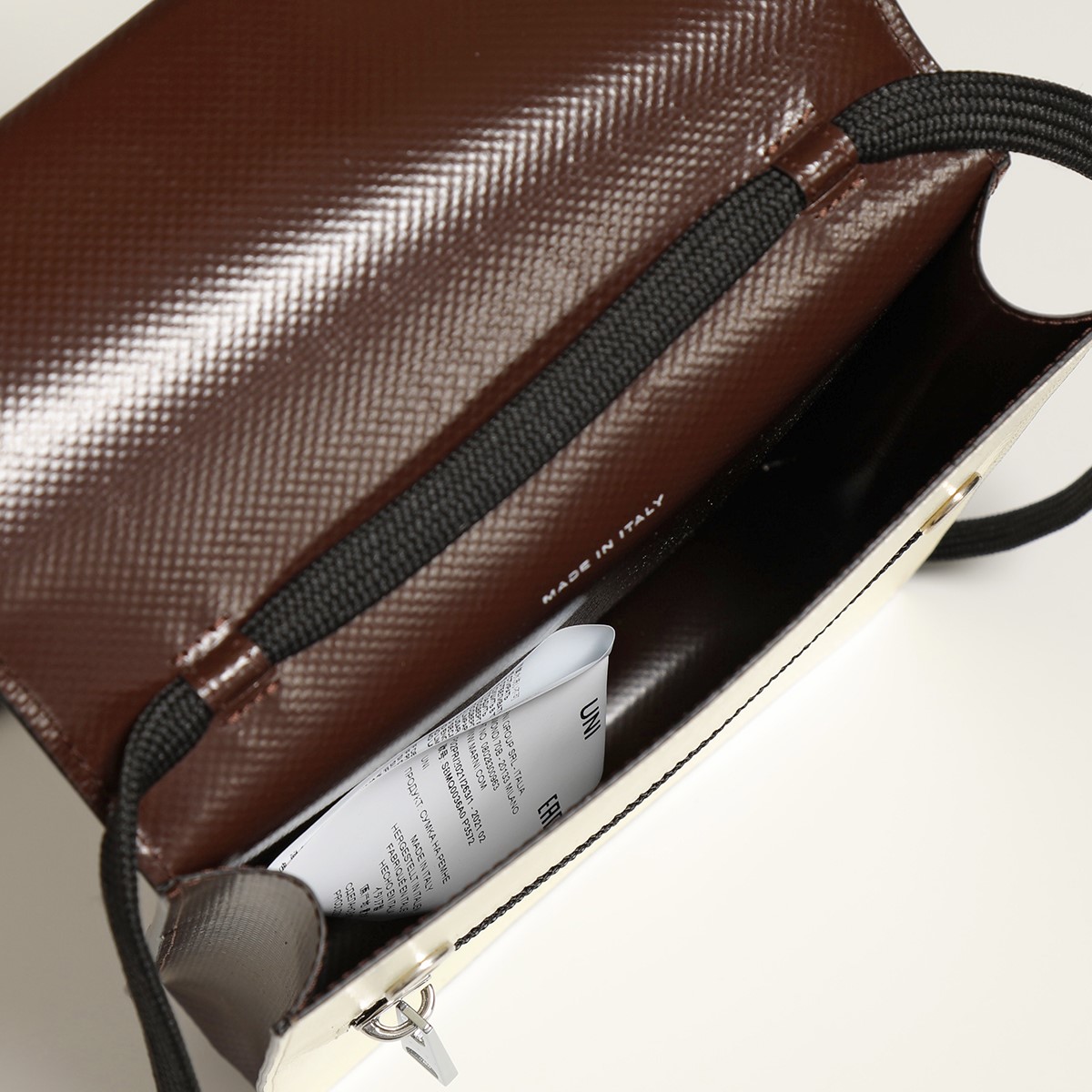 MARNI マルニ SBMQ0036A0 P3572 PVC フォンケース ショルダーバッグ ポシェット ロゴ バイカラー 鞄 Z0Y06 メンズ|インポートセレクト musee MARNI マルニ SBMQ0036A0 P3572 PVC フォンケース ショルダーバッグ ポシェット ロゴ バイカラー 鞄 Z0Y06 メンズ|インポートセレクト musee