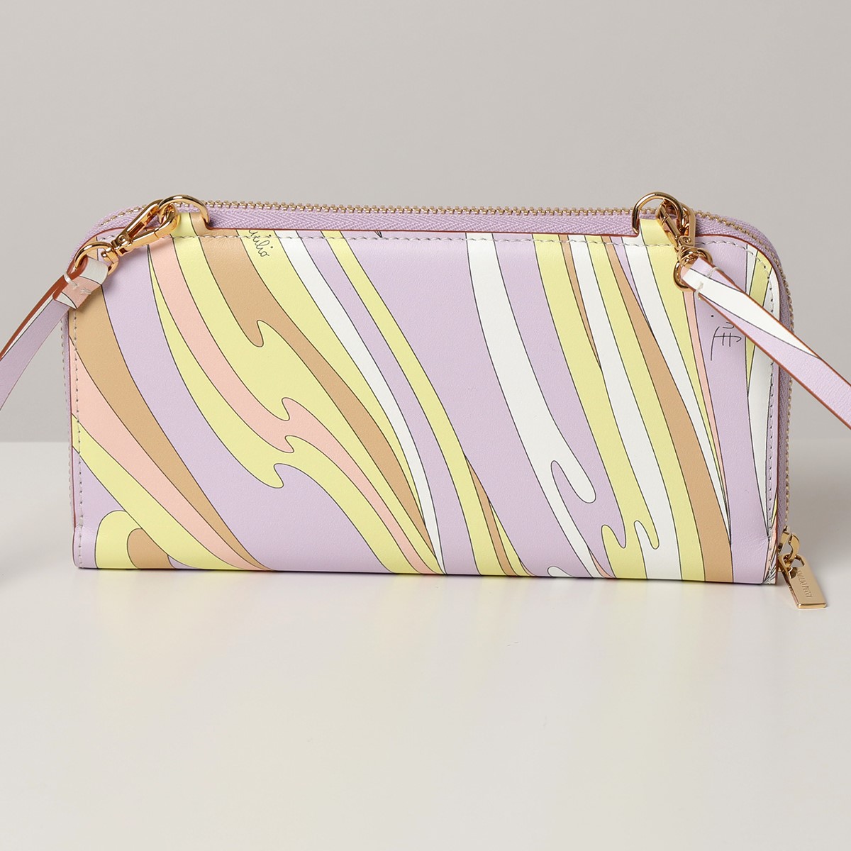 21年秋冬新作 エントリーでポイント最大10倍 10日21時 23時59分まで Emilio Pucci エミリオプッチ 1rsm07 1rsm07 Pucci 1r025 財布 ケース Vorticiプリント レザー ラウンドファスナー長財布 ショルダーストラップ付き 071 レディース 21aw インポート 21年秋冬新作 エントリーでポイント最大10倍 10日21時 23時59分まで Emilio Pucci エミリオプッチ 1rsm07 1rsm07 Pucci 1r025 財布 ケース Vorticiプリント レザー ラウンドファスナー長財布 ショルダーストラップ付き 071 レディース 21aw インポート