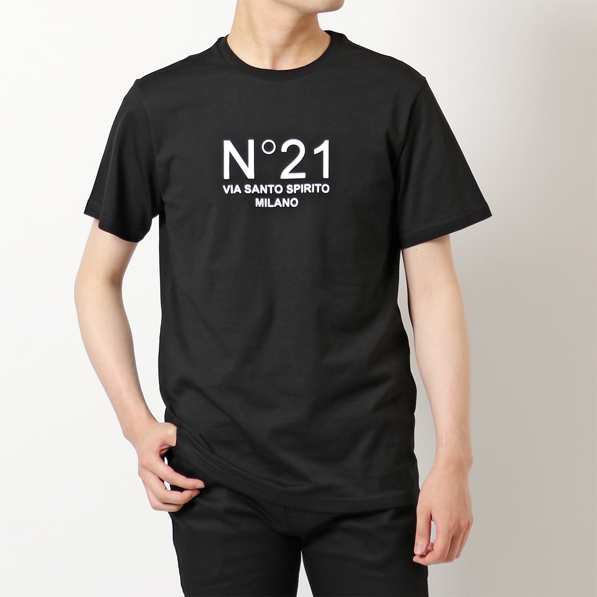 卸直営店（お得な特別割引価格） ヌメロヴェントゥーノ N°21 Tシャツ