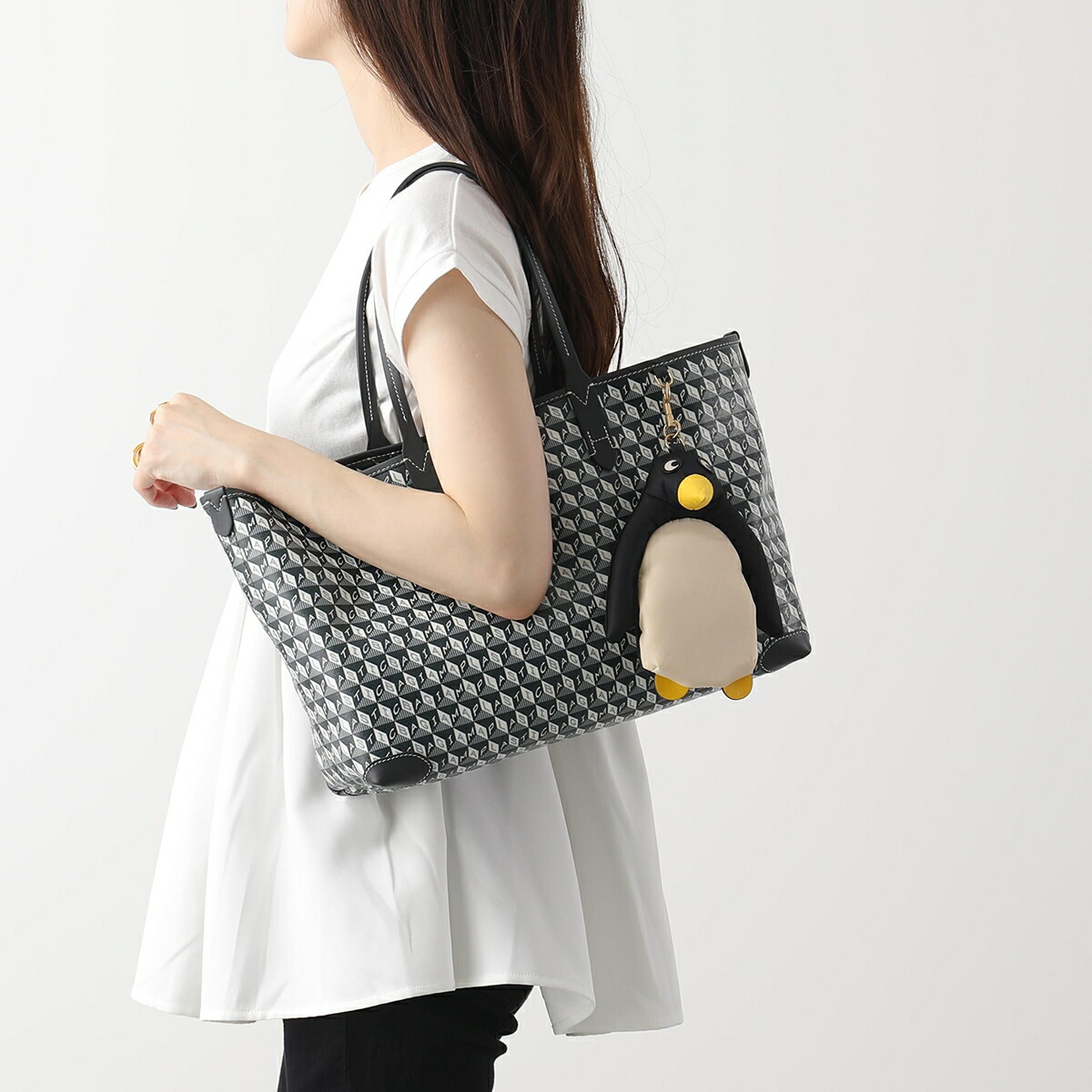 ANYA HINDMARCH アニヤハインドマーチ トートバッグ Charm Shopper