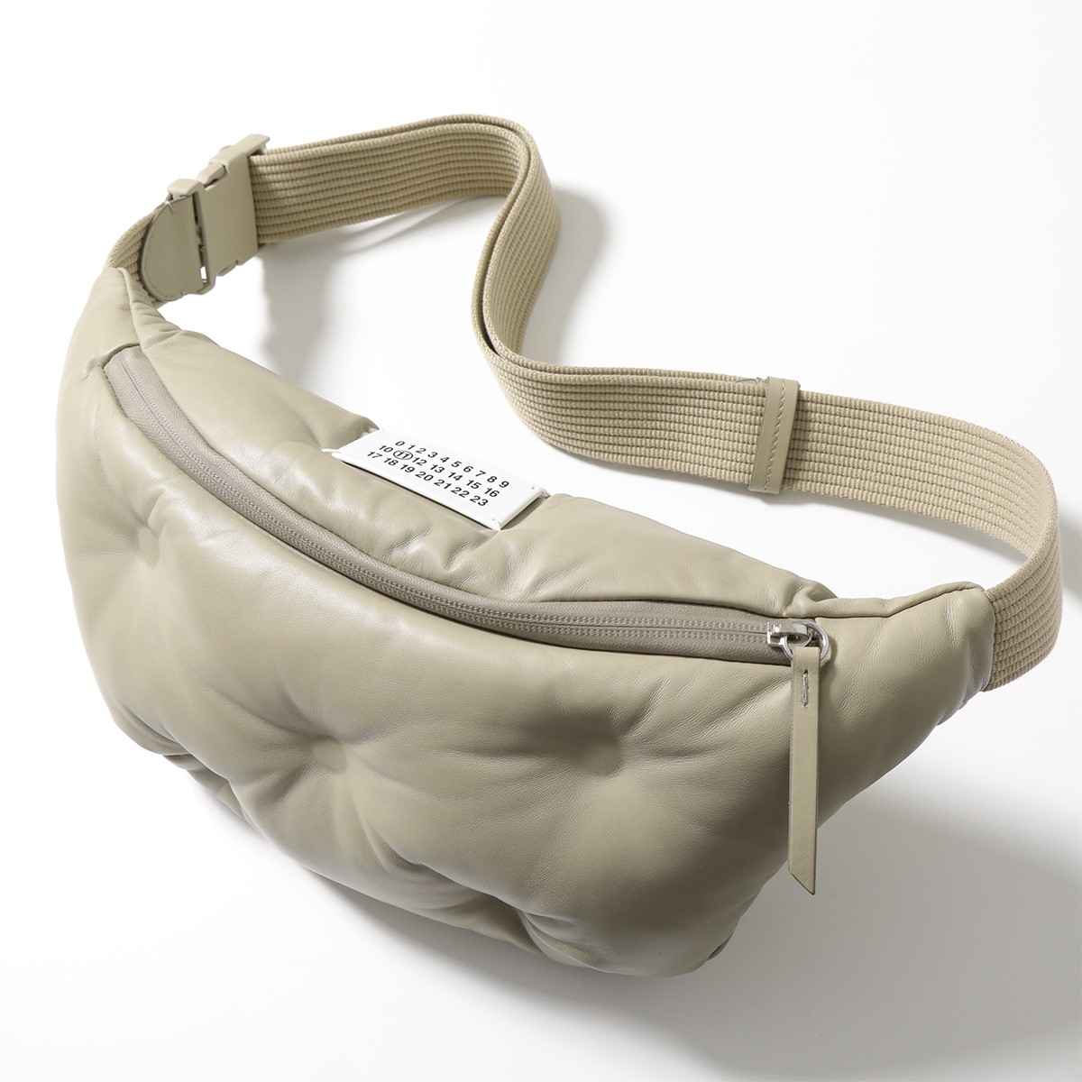 【楽天市場】MAISON MARGIELA 11 メゾンマルジェラ ボディバッグ Glam Slam S55WB0070 P4480