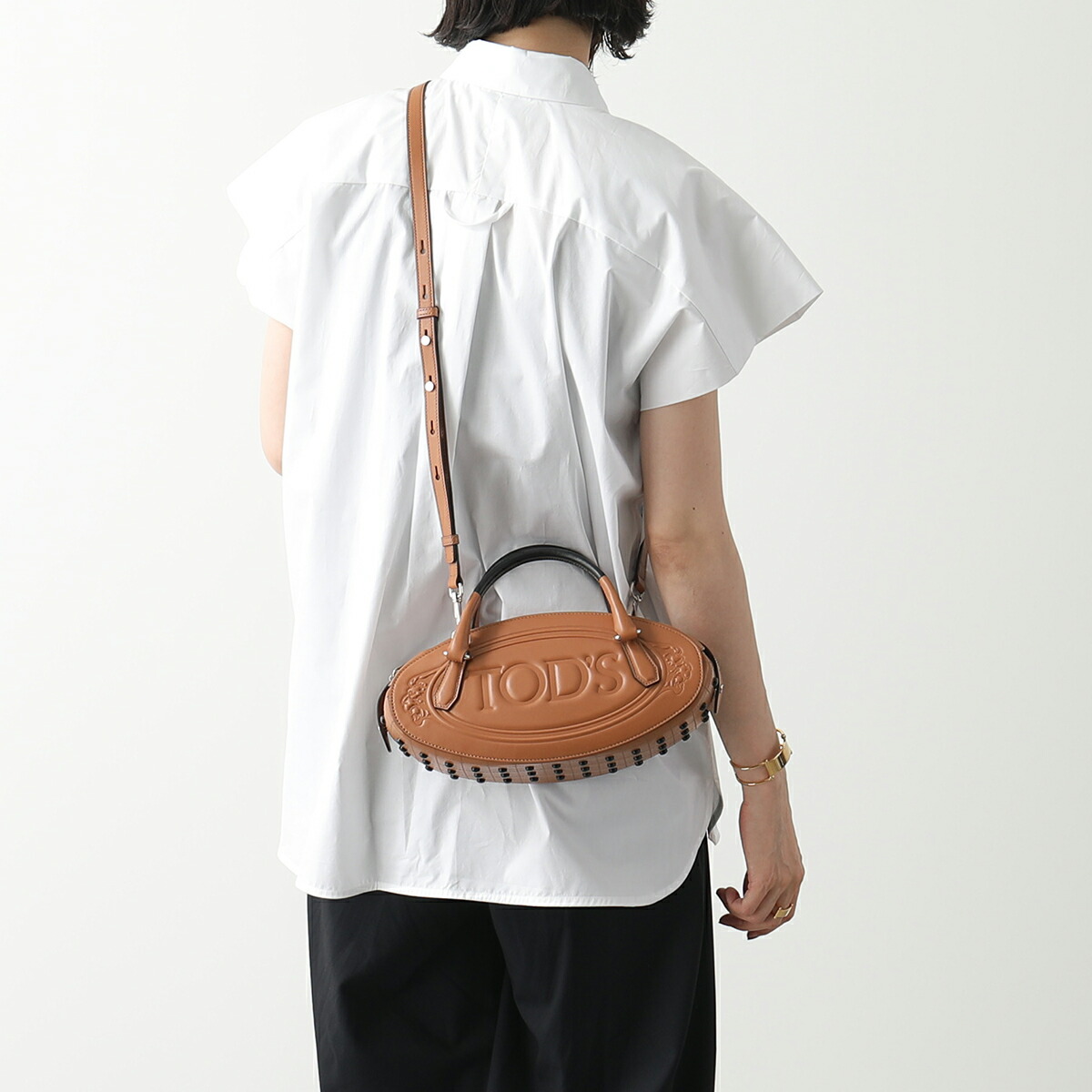 ⭐︎最終値下げ⭐︎早い者勝ち⭐︎moblis レザーショルダーバッグ 国内発送 & 関税込】TOD'S レザー バッグ マイクロ (TOD'S