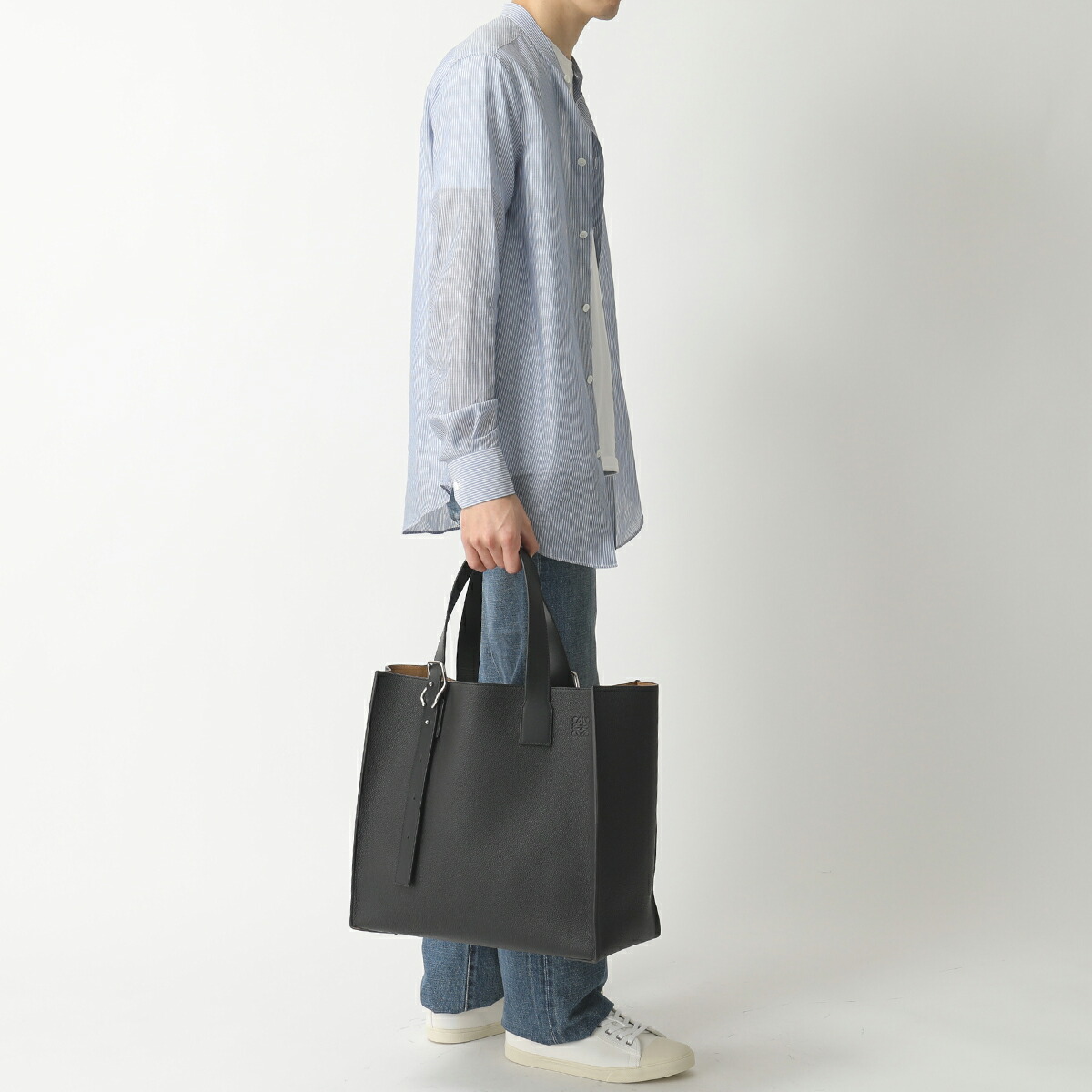 楽天市場 Loewe ロエベ 335 28 Z62 Buckle Tote レザー トートバッグ ビッグバッグ 1100 Black 鞄 メンズ インポートセレクト Musee