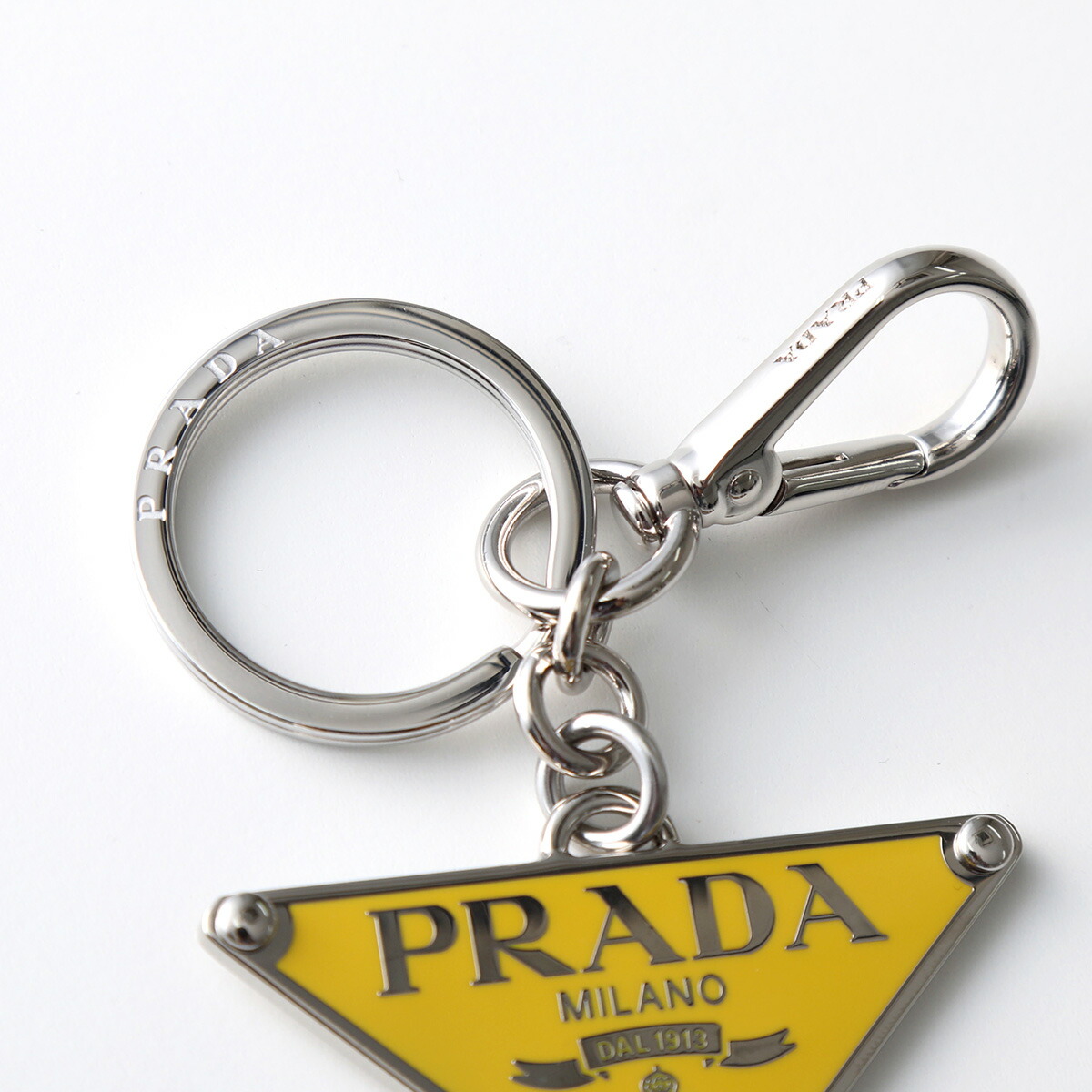 品多く Prada プラダ キーリング 2ps057 66a メンズ レディース トライアングルロゴ キーホルダー バッグチャーム F0377 Sole Fucoa Cl