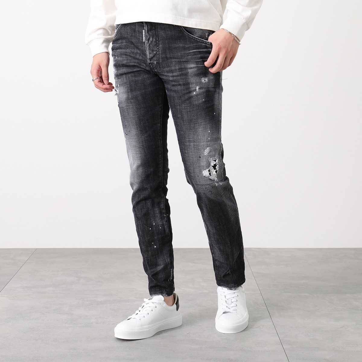 一部予約 DSQUARED2 ディースクエアード デニム SKATER JEAN S74LB1195