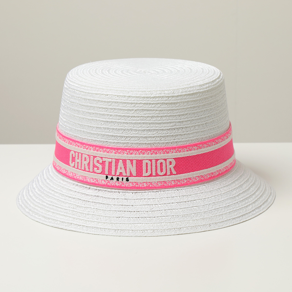最新の激安 Christian Diorディオールのロゴリボン上品なシルクの帽子