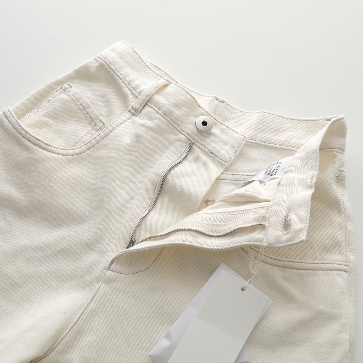 メゾンマルジェラS51LA0106 S47399スラッシュディテールカットオフ Maison Margiela(メゾンマルジェラ) スラッシュディテール