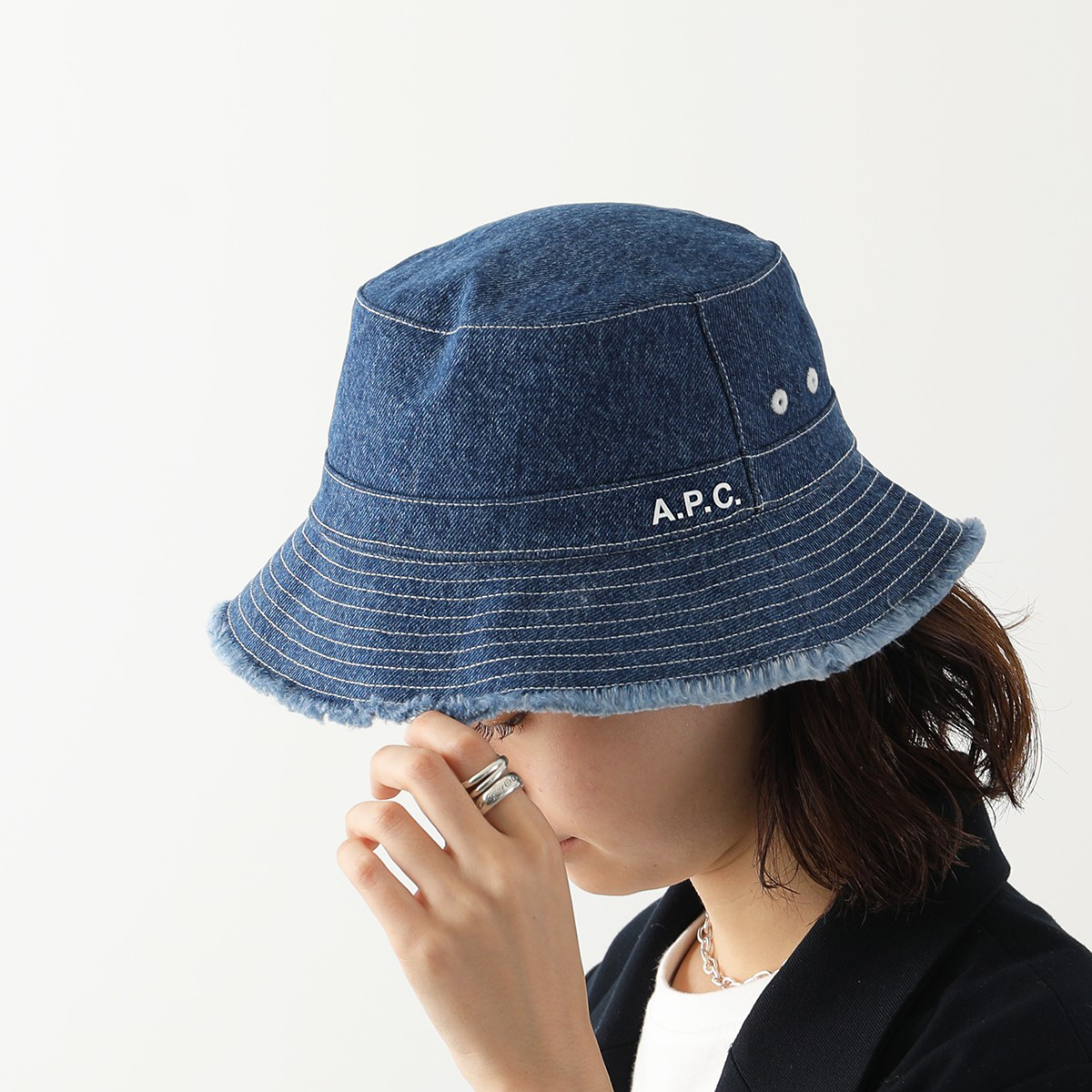 ビタミンカラーのハーモニー A.P.C アーペーセー バケットハット