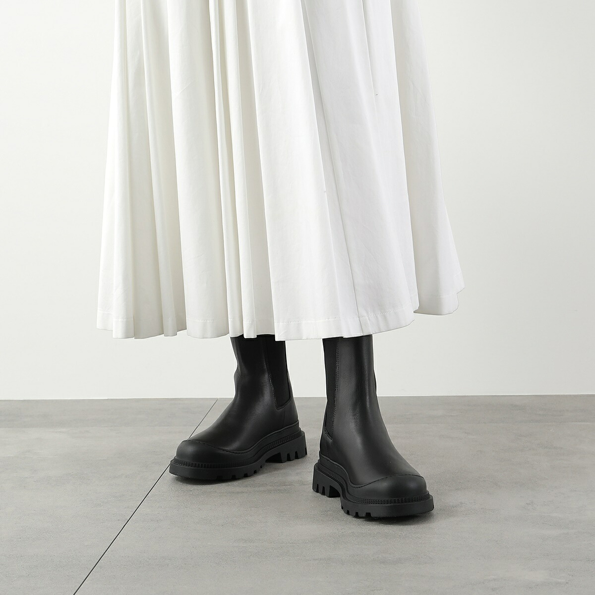 LOEWE ロエベ チェルシーブーツ L815S05X19 レディース サイドゴア 