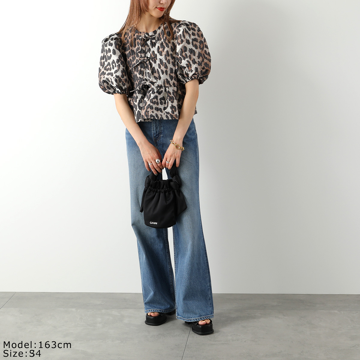 GANNI ガニー ブラウス 3D Jacquard Peplum Blouse F7623 6499