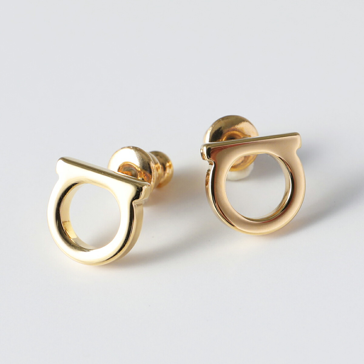 マックスマーラ ピアス M M アルファベットピアス 紙袋なし マックス