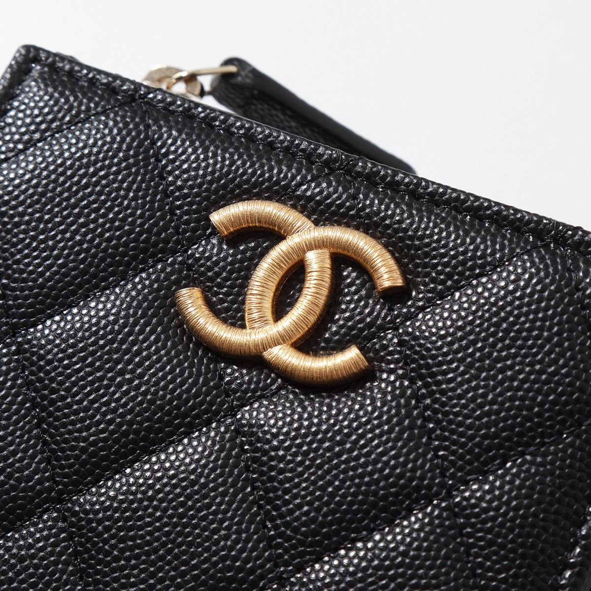 CHANEL シャネル 二つ折り財布 AP3526 B13703 レディース
