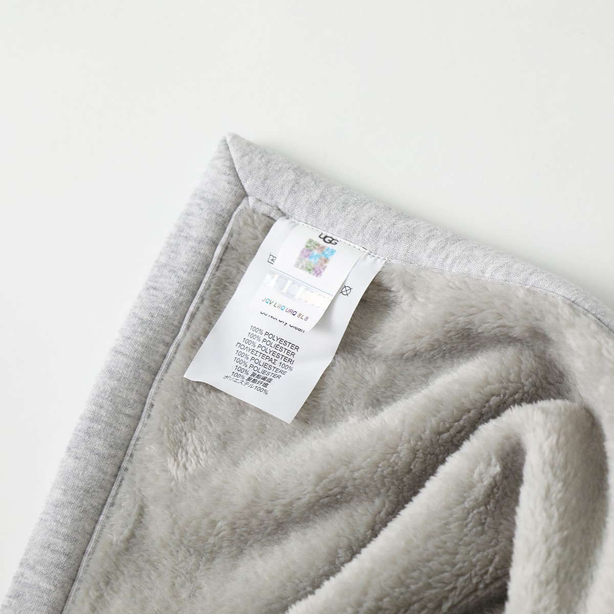 UGG アグ ブランケット DUFFIELD THROW II ダッフィールド スロー 1106011 レディース 毛布 ひざ掛け ロゴ